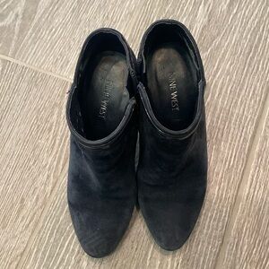 Nine West blue suede size 5M approx. 3 inch boots